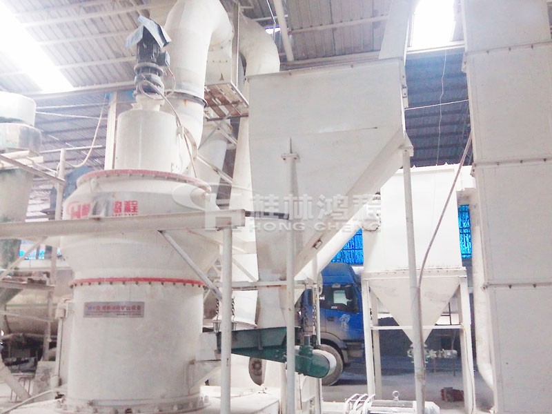 HC1300“熟石灰生產設備有哪些”之設備二：熟石灰磨粉機
