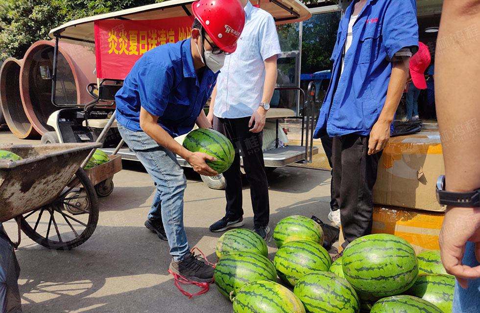 夏日送清涼，溫情暖人心！桂林鴻程工會開展“夏日送清涼”慰問活動